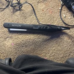 hair straightener (revlon)