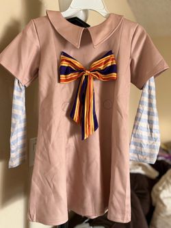 Megan costume for girl size 6 to 8 years