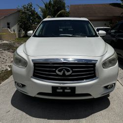 Infiniti 2015