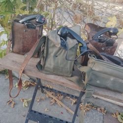 4.   Cuatro.  Teléfonos. ..De.  .Larmy ....Viejitos.  .De. .. 1800.     Antiguos.  .En.    Duarte. ...