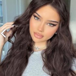 Synthetic Chocolate Brown Wig with Middle Part Glueless 22 inch *BRAND NEW*