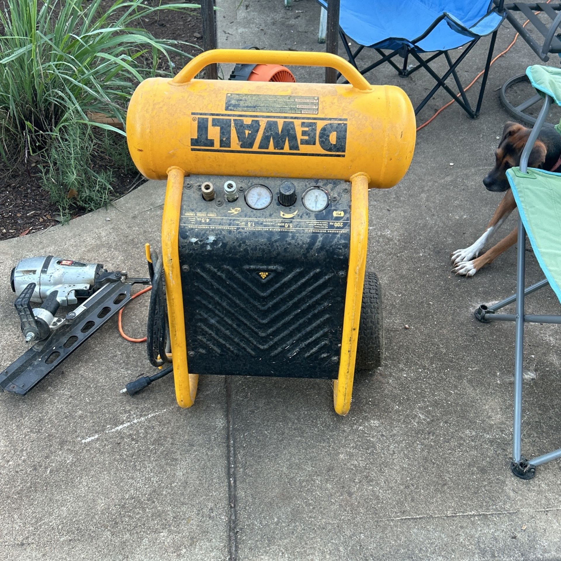 Dewalt Portable Air Compressor