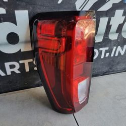 2019-2023 GMC Sierra Left Driver Ta I l Light Oem