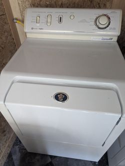 Maytag Neptune Gas Dryer 