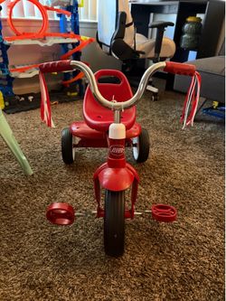 Toddler tricycle