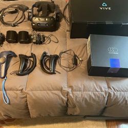 HTC Vive Pro 2 Full Kit plus Valve Index controllers with original boxes