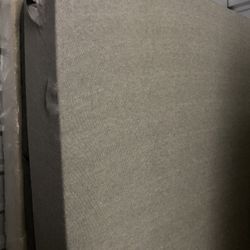 Queen Size Memory Foam Mattress And Box Spring 
