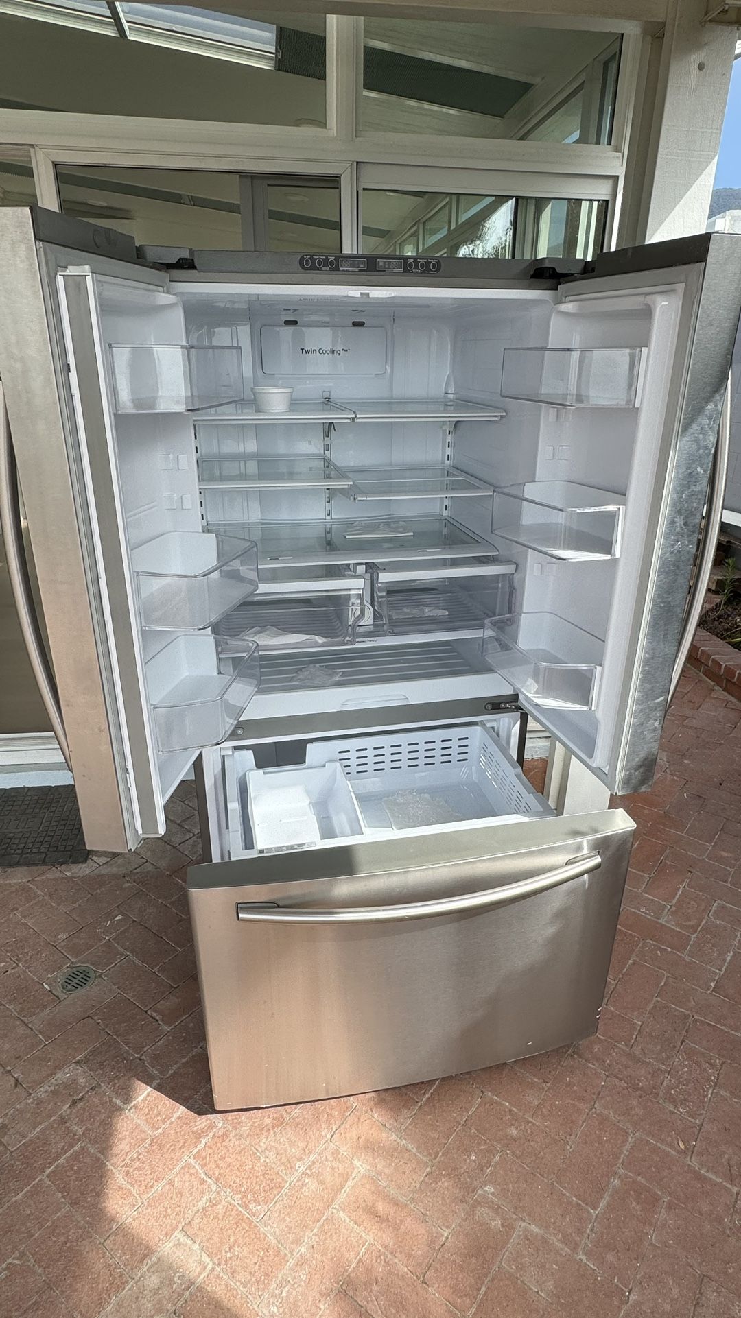 Samsung RF261BEAESR Fridge