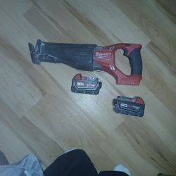 Milwaukee Sawzall W/battery And Extra Battery 