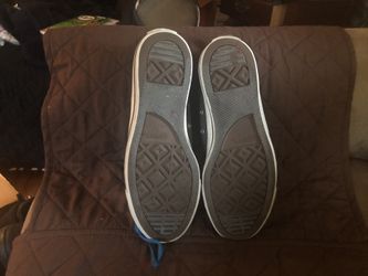 Converse size 9 mens**** make offer