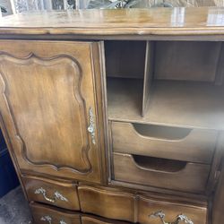 Gorgeous Vintage Armoire French Provincial Heavy Hardwood Great Storage Design Medium Sized Cabinet