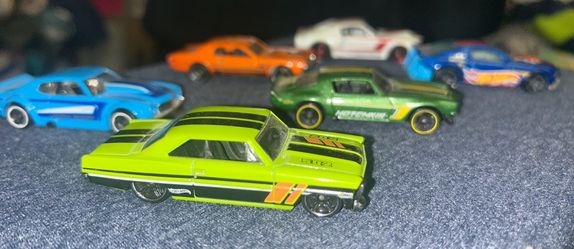Hot Wheels -  6 car group (Loose) - Muscle Cars
