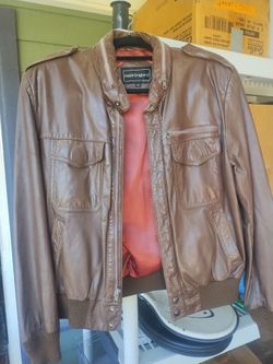 Men's 42 R 80's vintage bomber style jacket