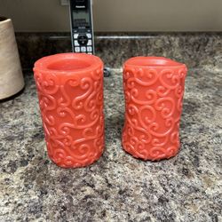 2 Red Swirl Design Candles With Auto Timers 