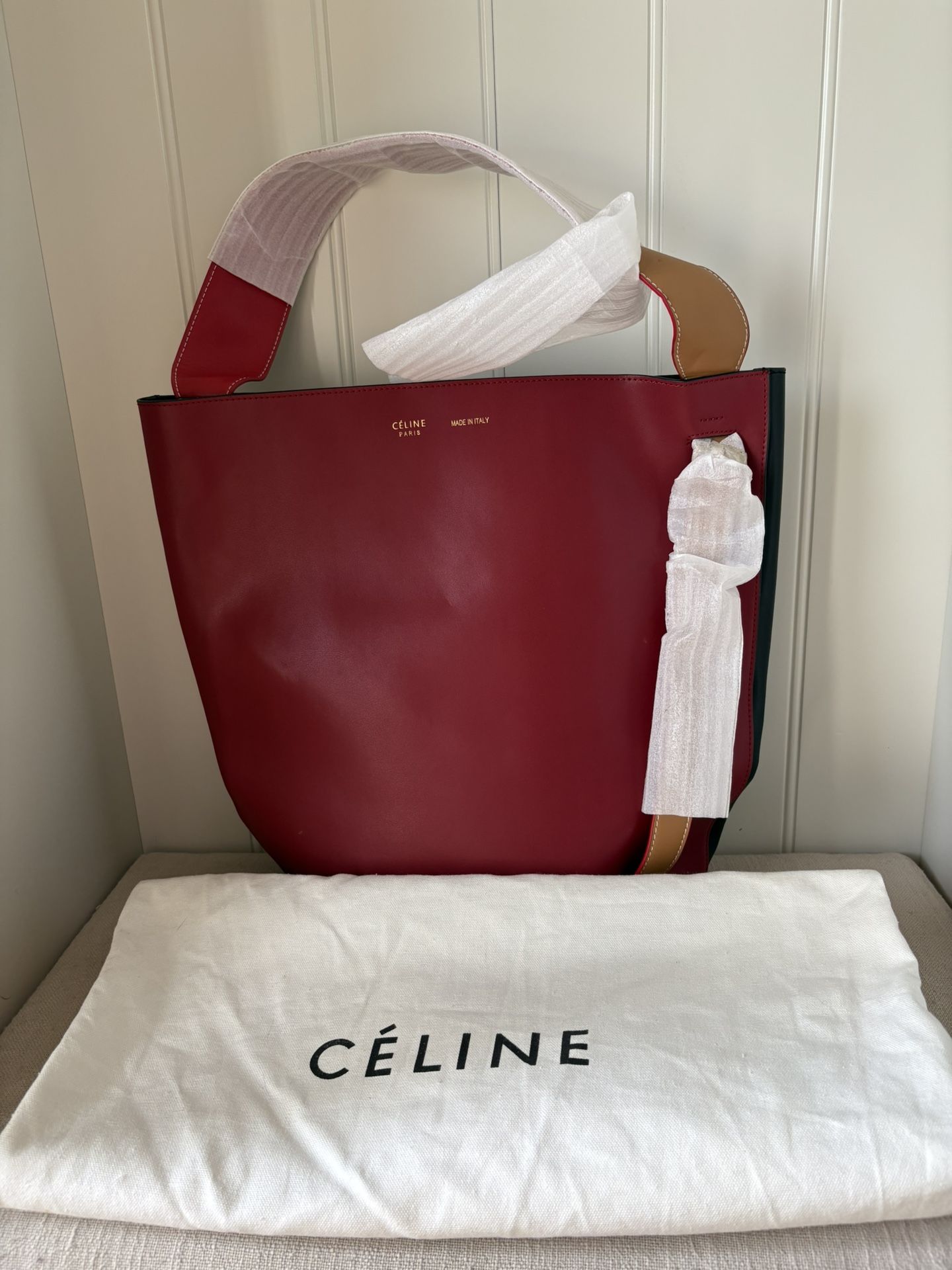 Celine Shiny Smooth Lambskin Small Twisted Cabas bag Celine Twisted leather tote Multicolour, Leather