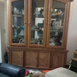 Beautiful Solid Wood Hutch