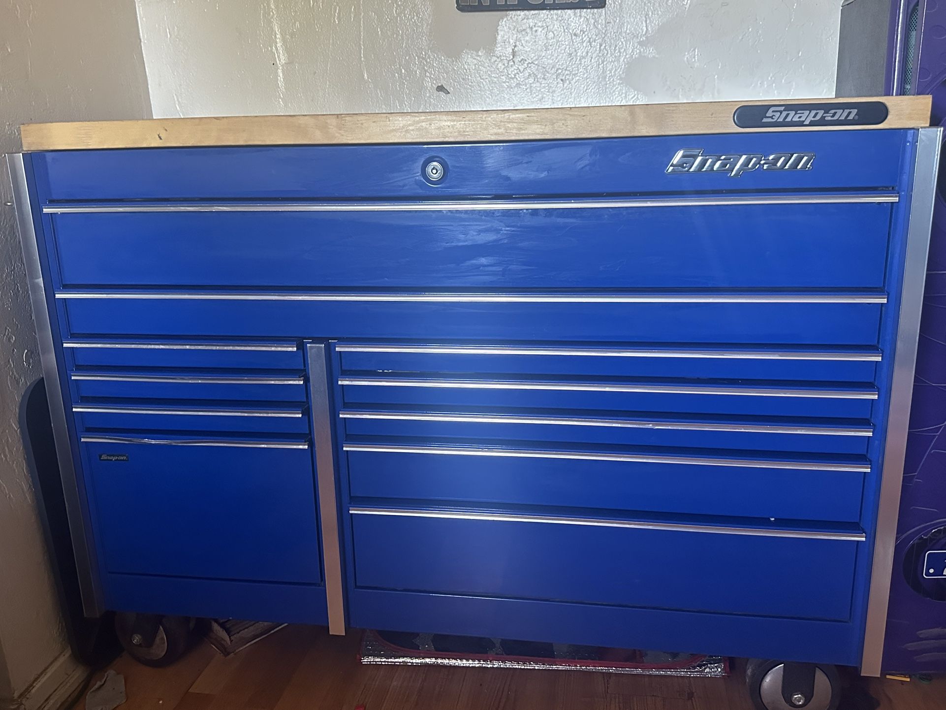 SnapOn Tool Box