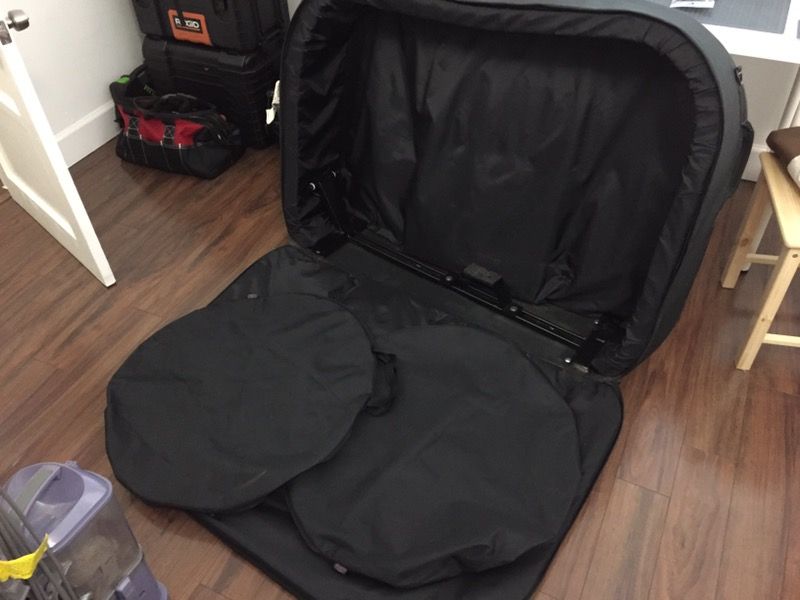 Bike Pro USA travel bike carrier bicycle case for Sale in Coral Gables