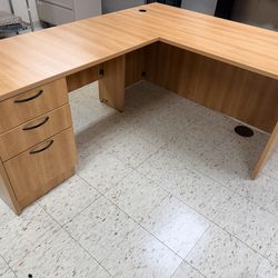 Desk set