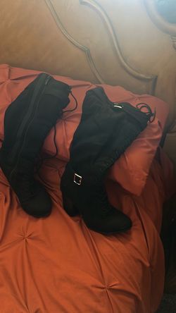 Women black wedge boots size 11wide