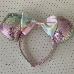 Disney Mickey/Minnie  Ears 