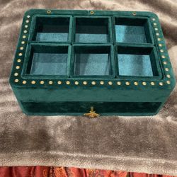 Very Rare Gucci Watches And Jewelry Box   Can’t Not Be Bought Anywhere I Received It From A Friend Who Worked At Gucci    I Also Have The Bigger Model