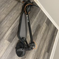 Ninebot F30 