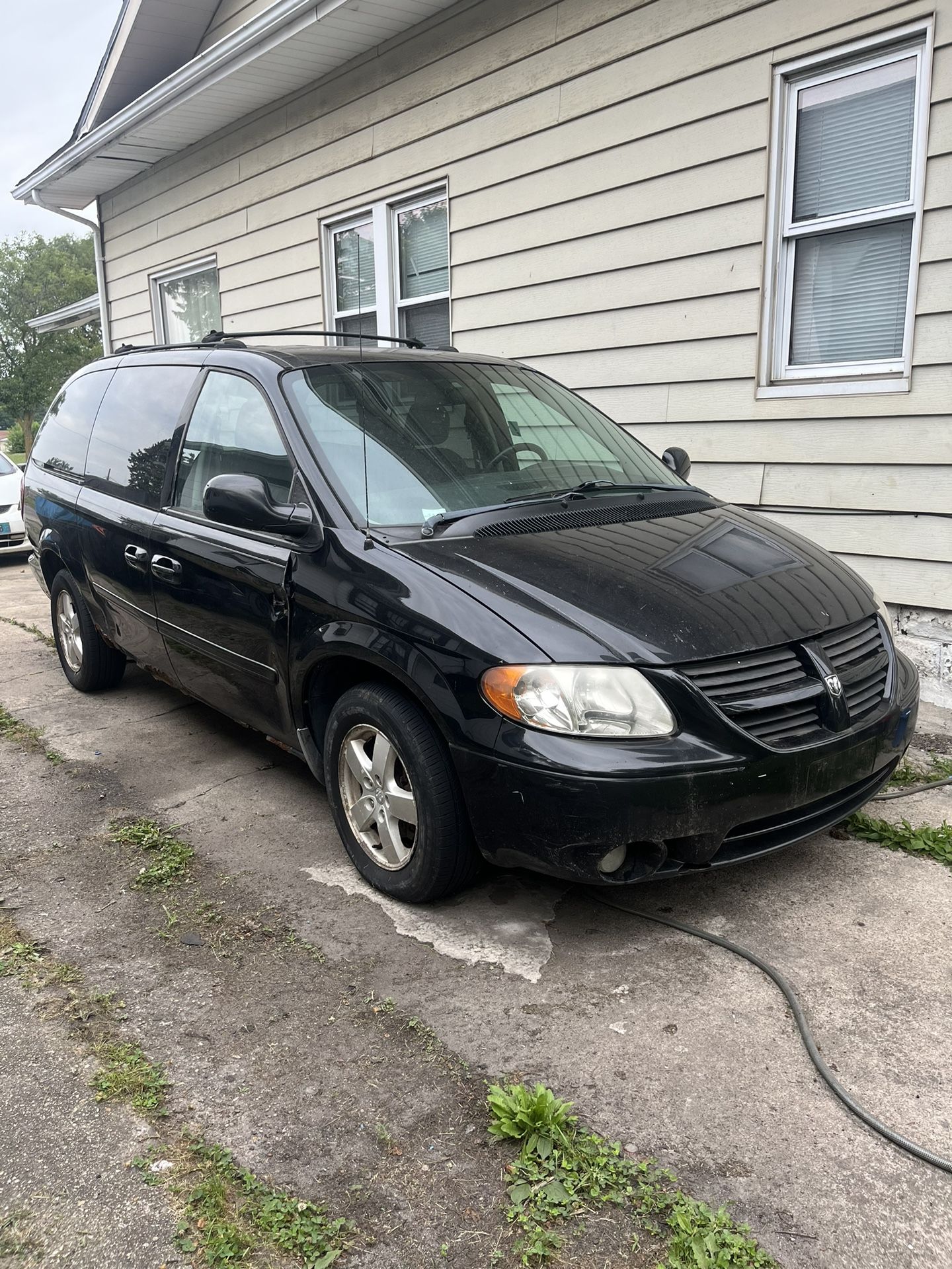 2005 Dodge Grand Caravan