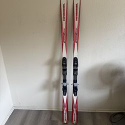 Snow Skis