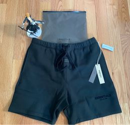 Black Essentials shorts