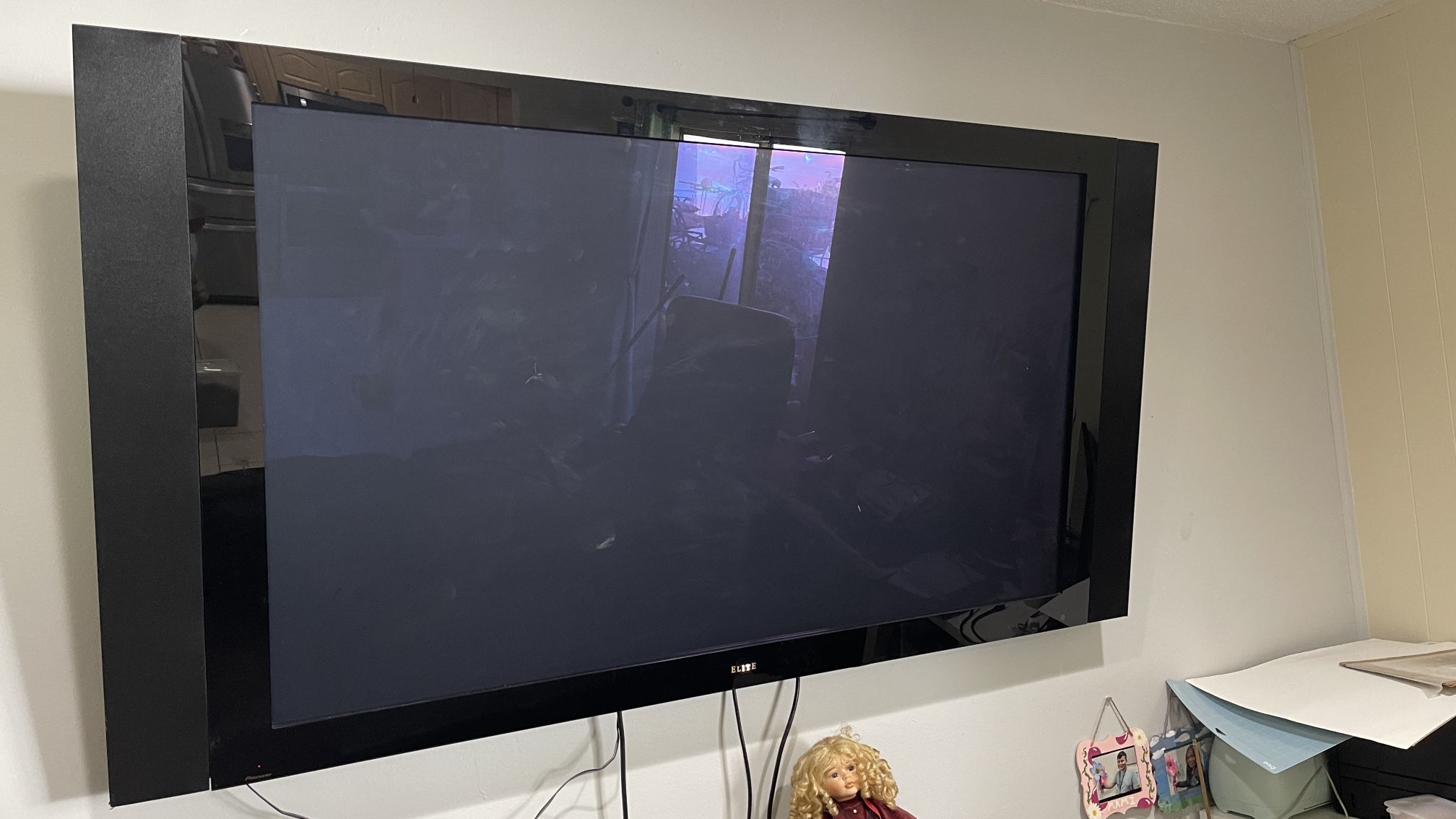 Pioneer 60 inch Kuros Elite Plasma TV Model PRO151fd/kucxc