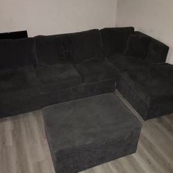 Gray Sectional Couch (FREE DELIVERY)