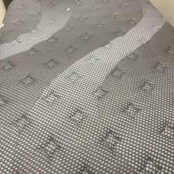 Queen Size Bran New Matters Bed Or You Can Grab The Whole Thing Either One If You Guys Just Want The Matters Good Mattress It’s So Brand New 