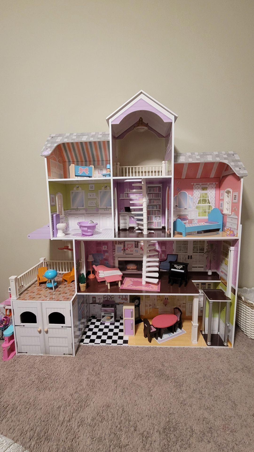 KidKraft Barbie House Plus Vehicles