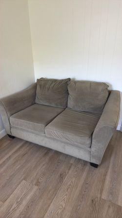 Free comfortable and clean couch