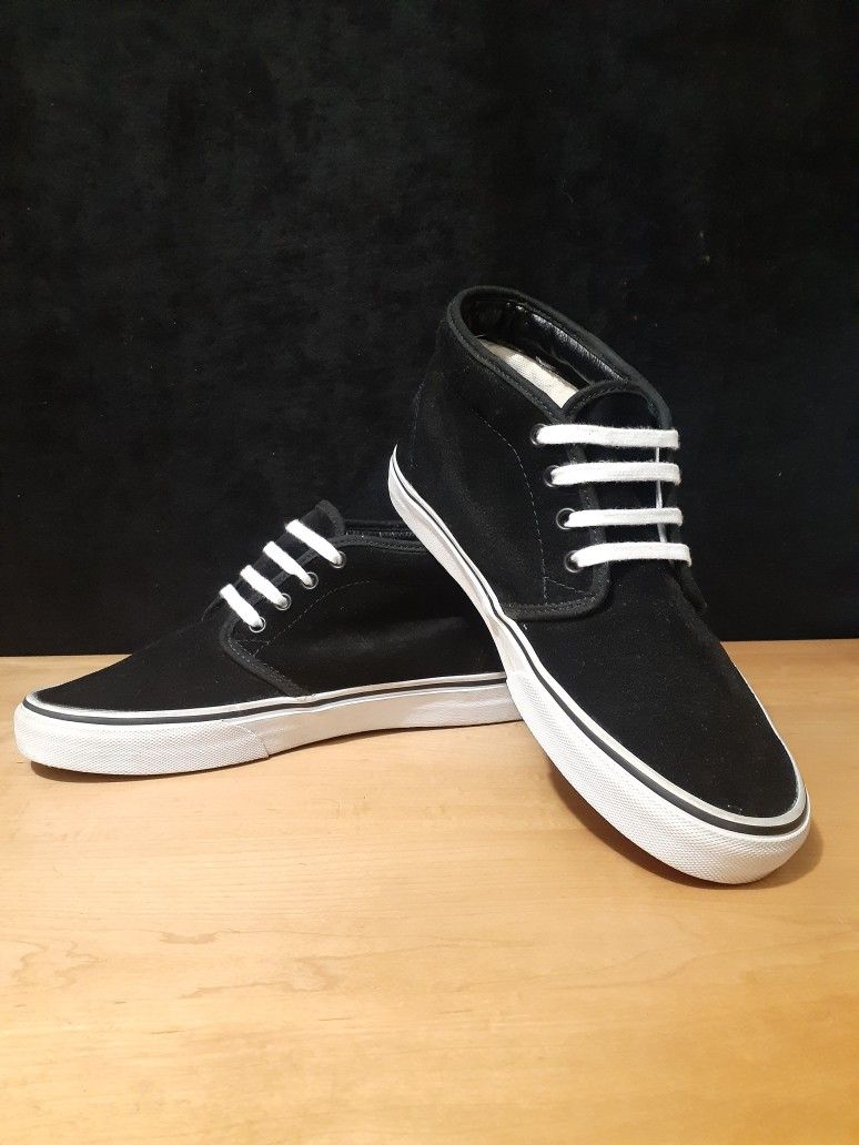 Vans CHUKKA BOOT SIZE 9