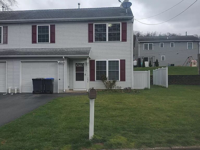Affordable 3 BD 2bath Home Available In Allentown