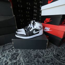 Air Jordan 1 Mid Shadow Men 8-12
