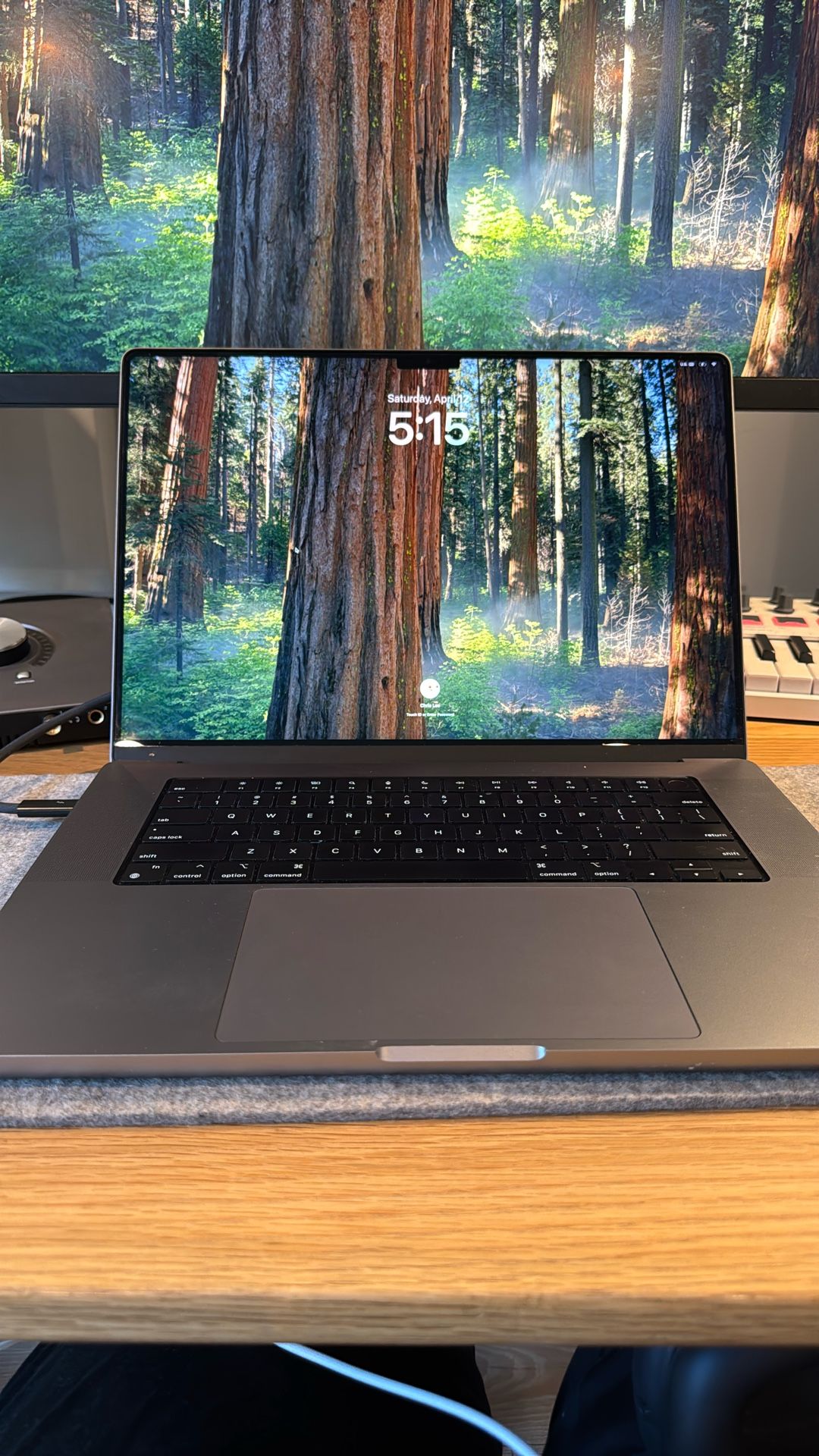 M1 Max 16 Inch Liquid Retina Display 64GB ram 4TB SSD