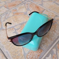 Tiffany & Co.
TF4193B Sunglasses 
