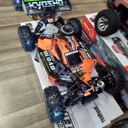 Kyosho Inferno Neo 4.0 RC Buggy