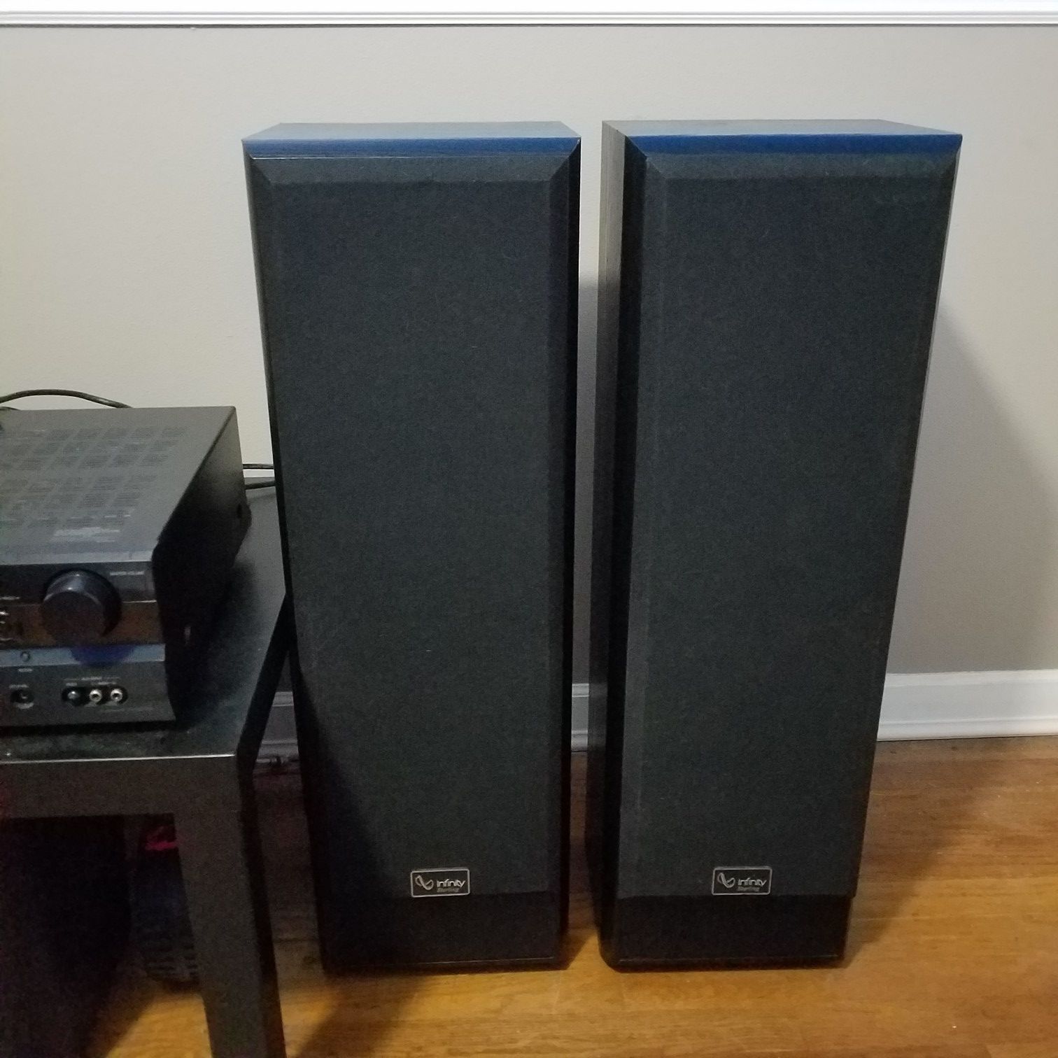 INFINITY STERLING SS2004 TOWER SPEAKERS