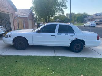 2005 Ford Crown Victoria