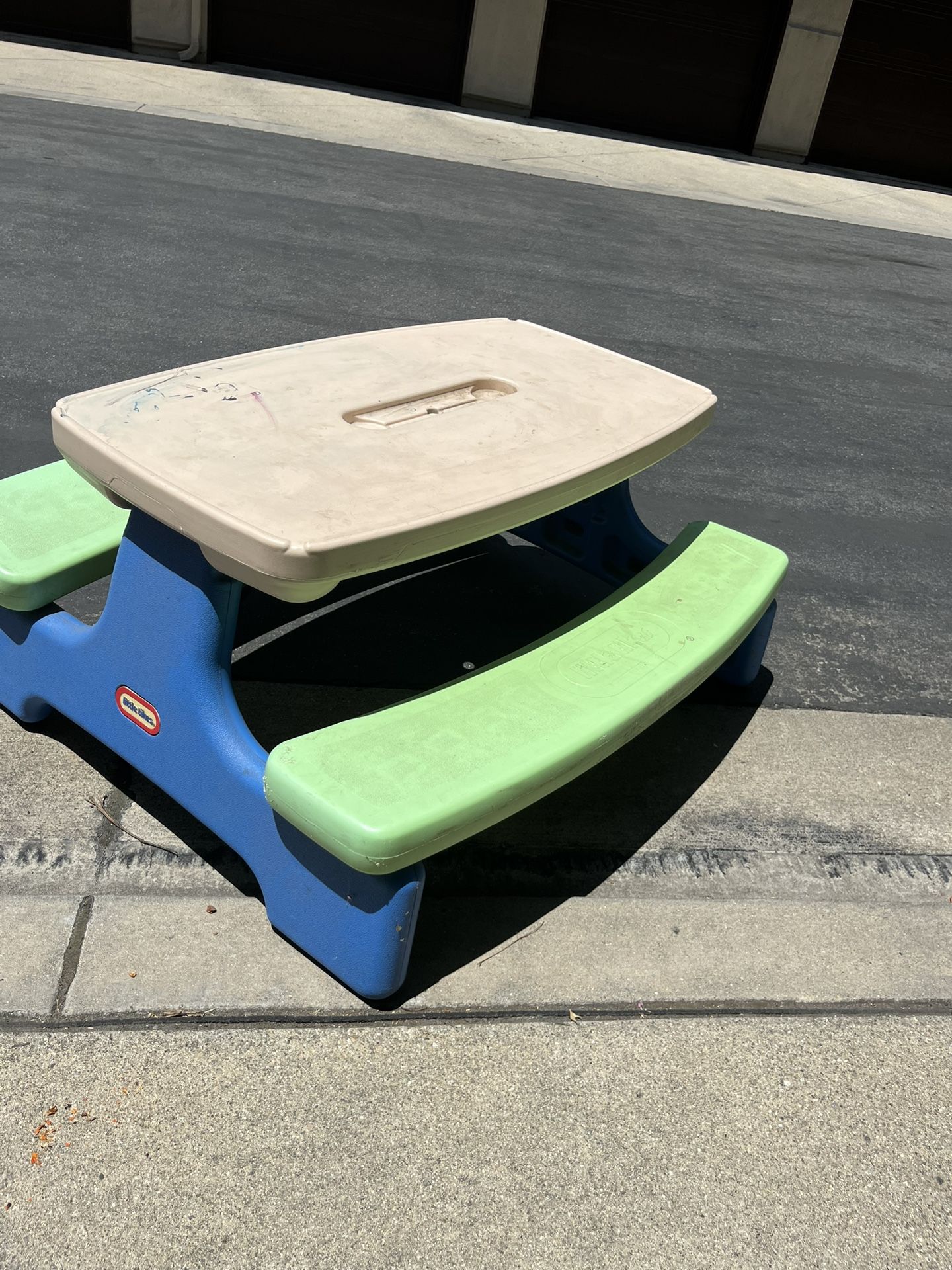 Play Table
