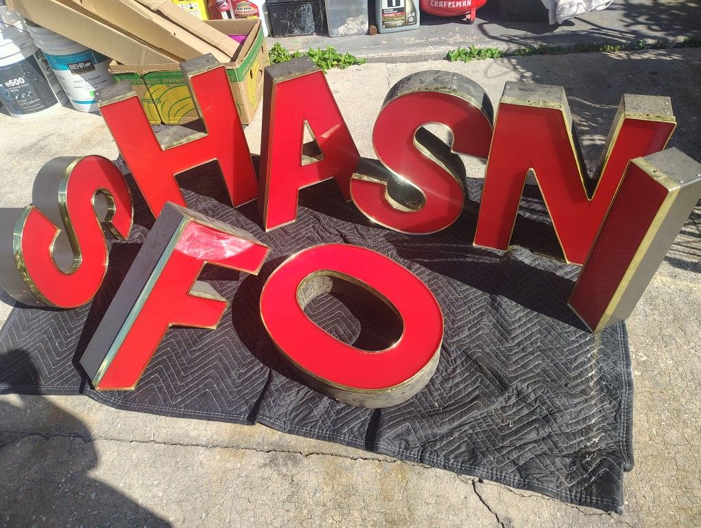Old Neon Letters