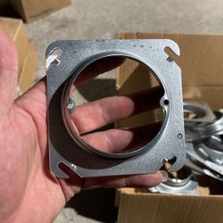 4” Square Cover Thomas Bett