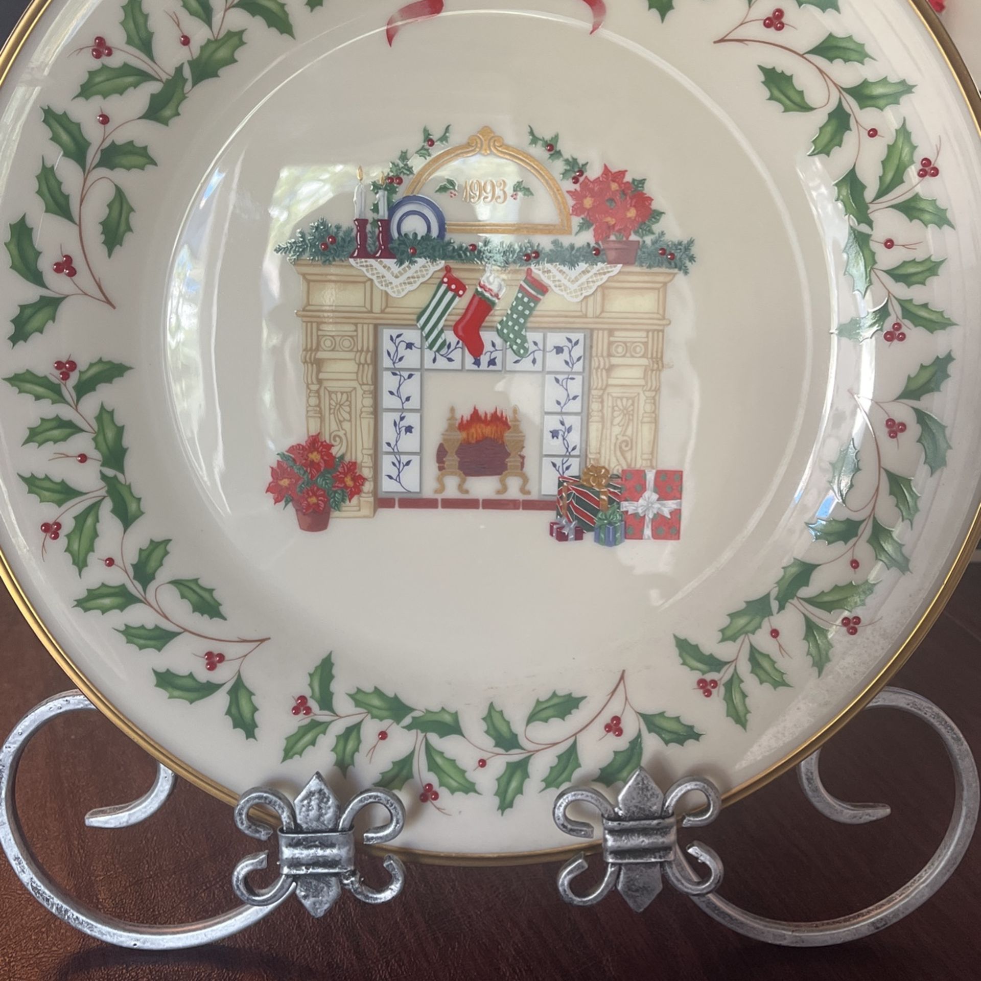 LENOX-1993 Annual Christmas Holiday Collectors Plate