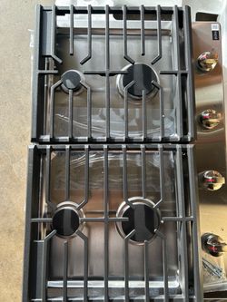 Brand New  Samsung  in. 4-Burner Recessed Gas Cooktop in Stainless Steel -