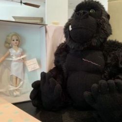 “Kong The 8th Wonder of The World” by Madame Alexander