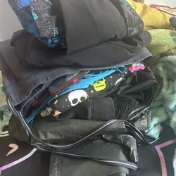 Scrub Set Bundle – XL Tops & XL Pants – Gently Used